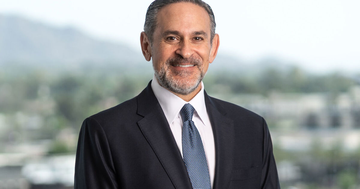 Daniel Pasternak | Our people | Squire Patton Boggs